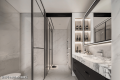 <b>渡边智昭担任会所和架空层</b>